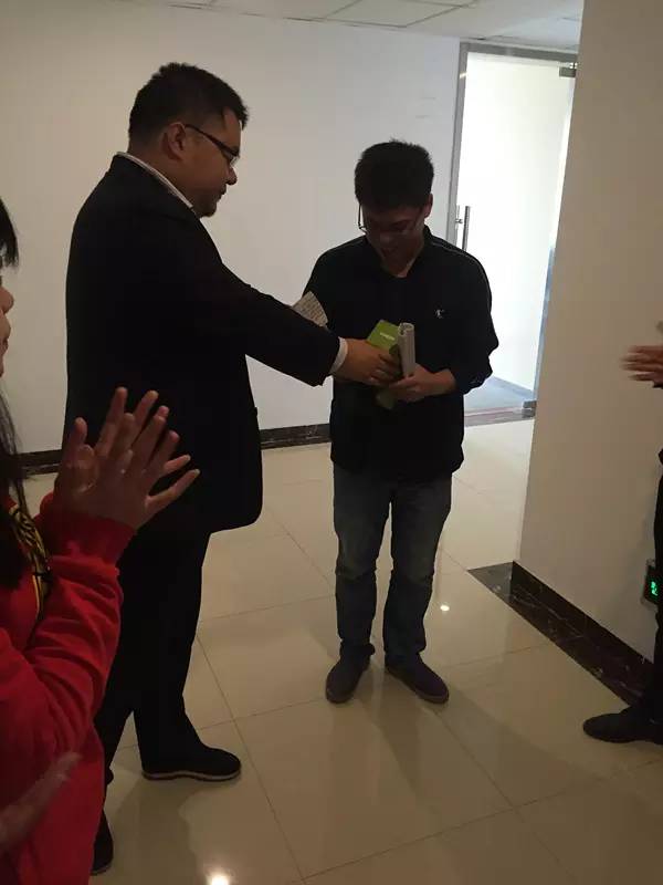 公司的发展离不开优秀的员工
